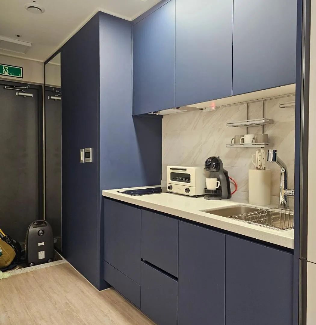 Happy Harbor House Stay, Incheon Airport, Wolmido, Incheon Chinatown, New Full-Option, Sangsang Platform, Yeonan Pier, Fairy Tale Village Aparthotel